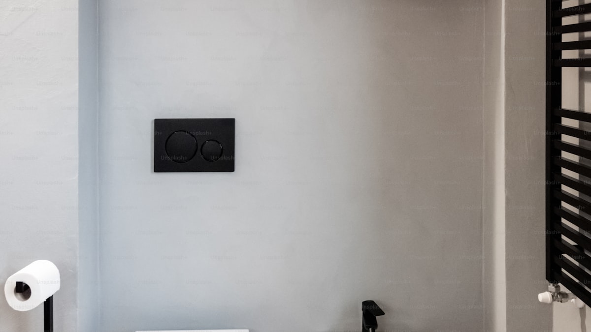 10 Clever Bathroom Storage Ideas for Small Spaces