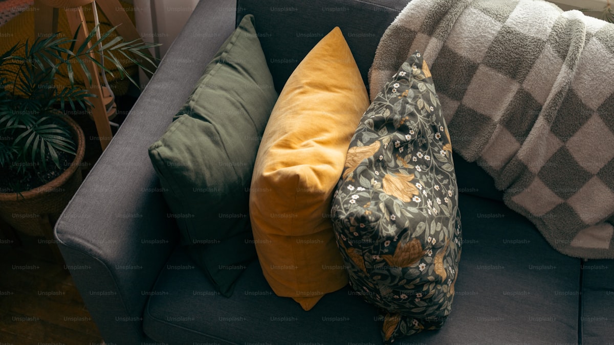 How to Calm an Anxious Dog (Thunderstorms, Separation, and More)