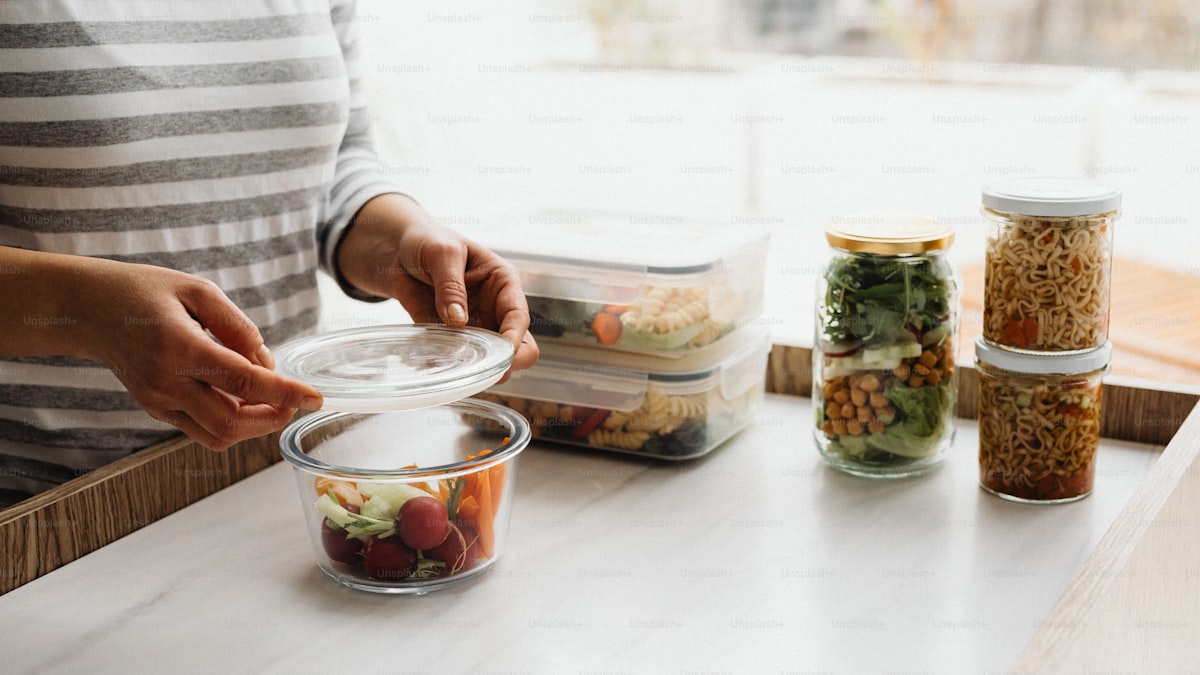 How to Meal Prep for Beginners (Save Time and Money)