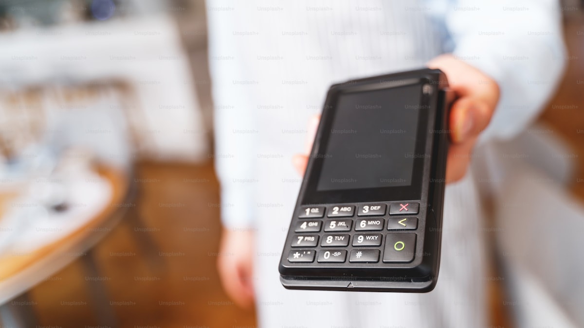 How to Save Money on Your Cell Phone Bill (Without Switching Carriers)