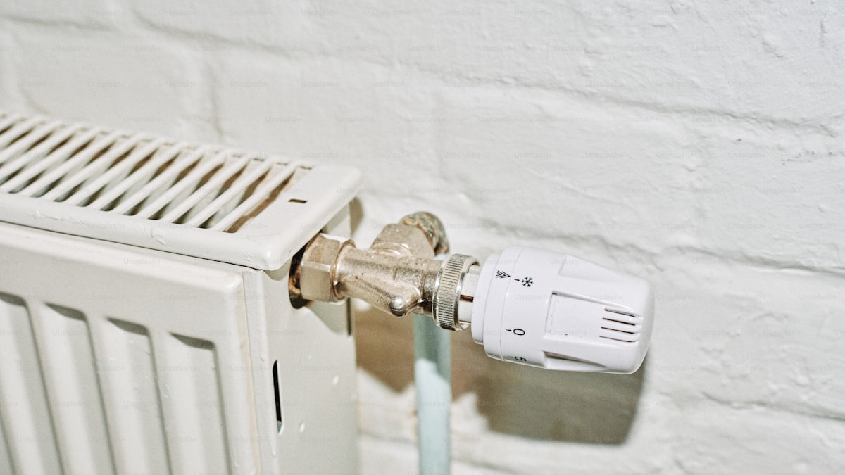 How to Save Money on Your Heating Bill (15 Easy Tips)