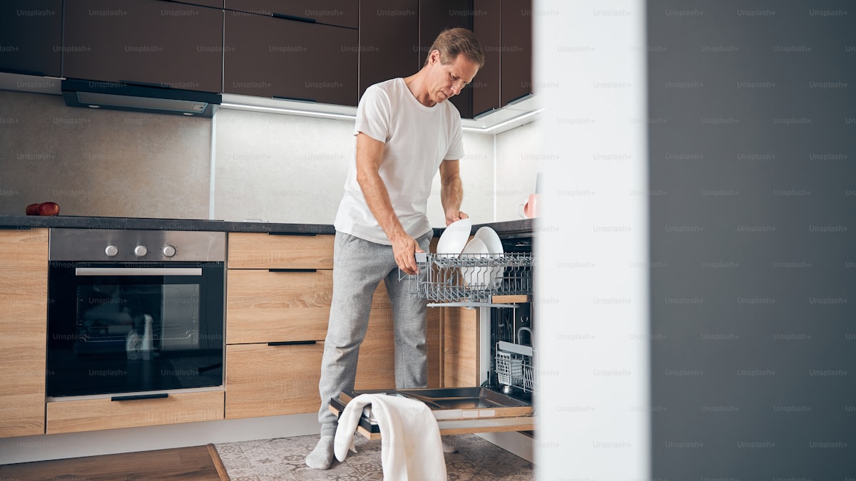 10 Things You Should Never Put in Your Dishwasher